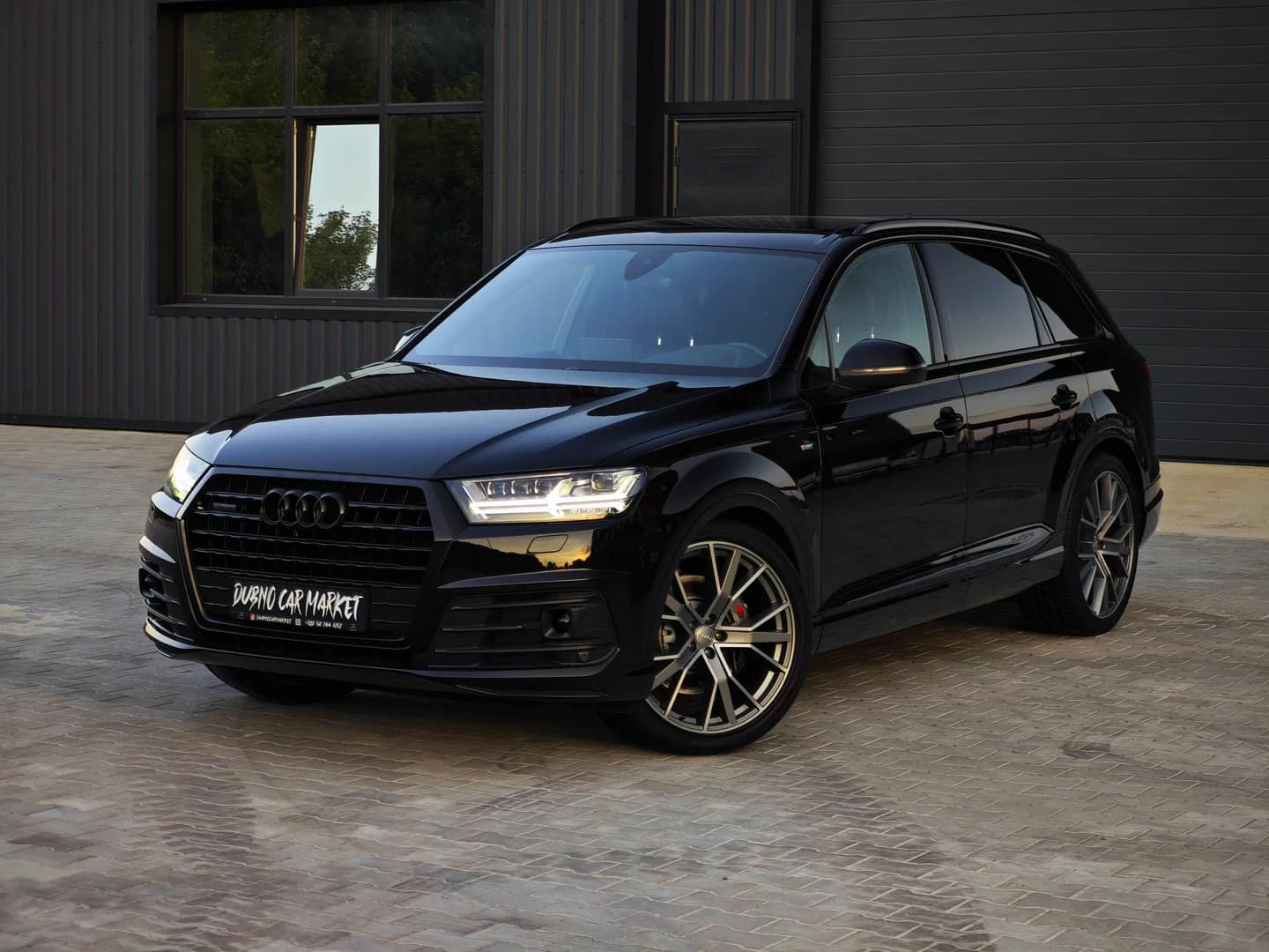 AUDI Q7 Sline